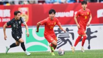 国脚连续两场关键助攻